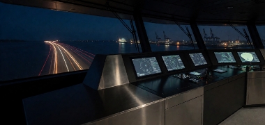 Singapura amplia segurança portuária com IPOC e navios autônomos